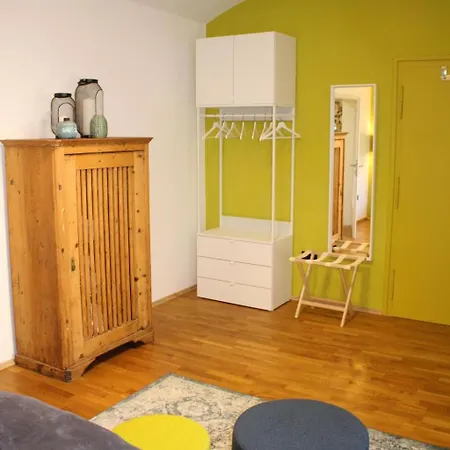 公寓 Gemuetliche In Geidorf Mit Garten- Grazer Dom-naehe By Interhome 格拉茨