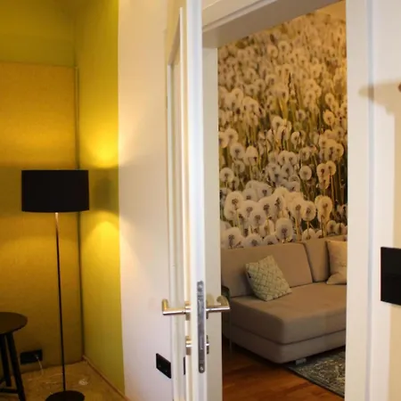 公寓 Gemuetliche In Geidorf Mit Garten- Grazer Dom-naehe By Interhome
