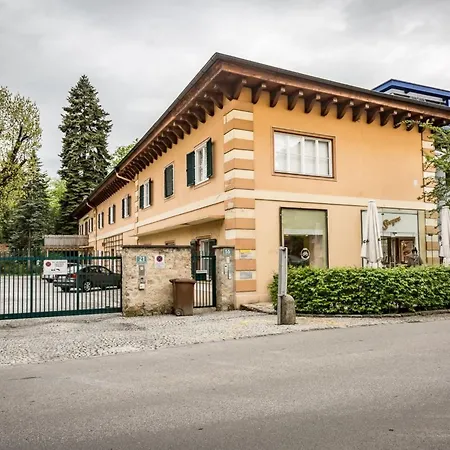 Gemuetliche In Geidorf Mit Garten- Grazer Dom-naehe By Interhome 格拉茨